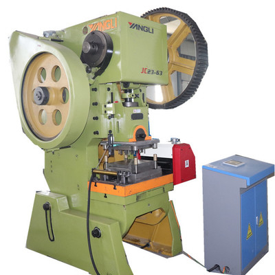 Máy chế biến cuộn bảng kệ tiên tiến cho giá đỡ thẳng đứng với hệ thống đâm và cắt
