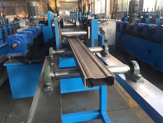 18 Trạm Máy tạo cuộn kệ siêu thị với khả năng điều chỉnh chiều rộng