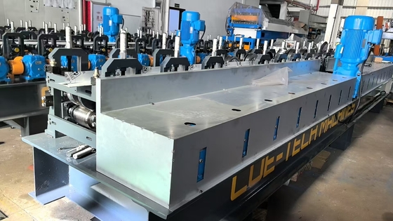 Máy chế biến cuộn cho thép và nhôm với dung lượng độ dày từ 30 đến 16 gauge