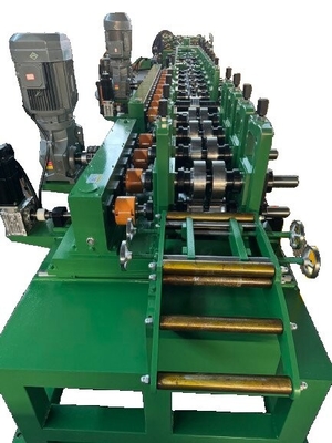 Máy tạo hình cuộn và đường ray kim loại thép thép hình dạng C cho trần